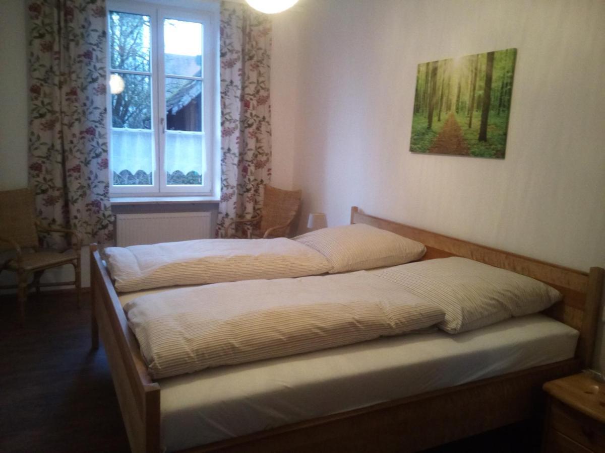 Ferienwohnung Kopold "Im Alten Schulhaus" Pottmes Exterior photo